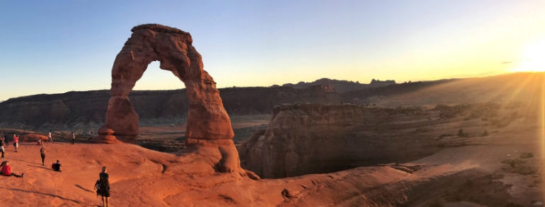 Hiking the Delicate Arch Trail